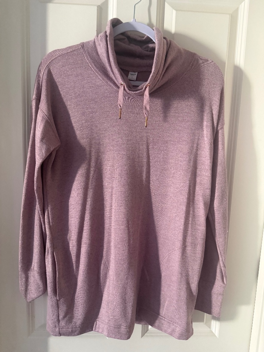 Old Navy Active Lavender Mauve Sweater